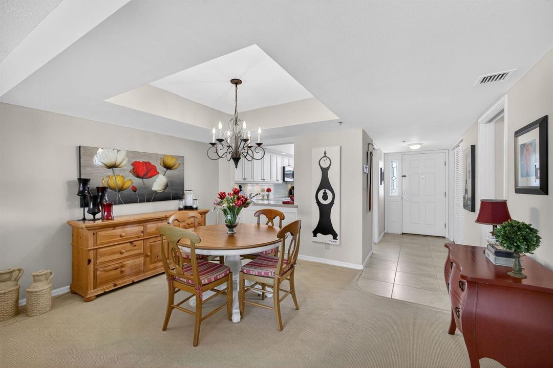 Dining/Front enterance