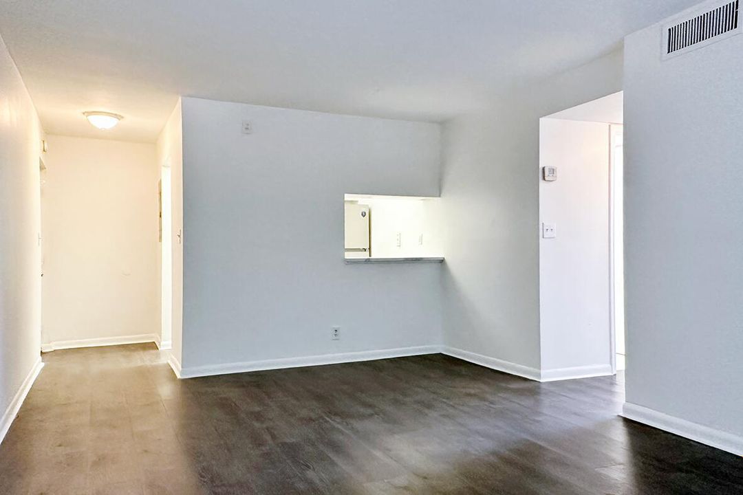 Living/Kitchen