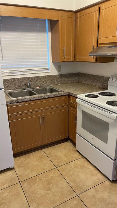 For Sale: $799,999 (0 beds, 0 baths, 2399 Square Feet)