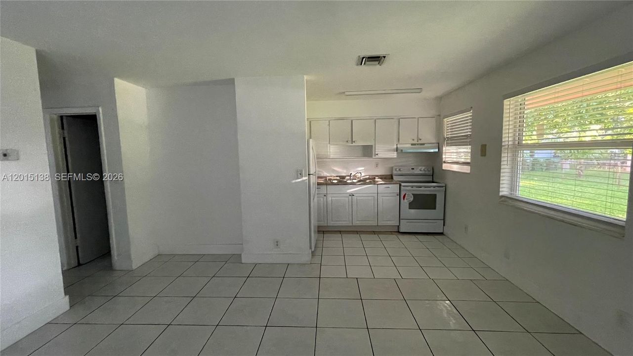 For Sale: $799,999 (0 beds, 0 baths, 2399 Square Feet)