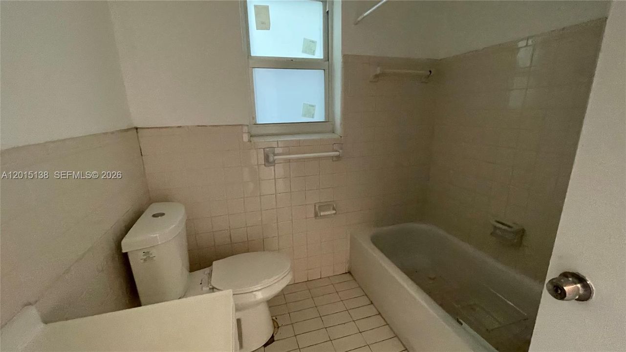 For Sale: $799,999 (0 beds, 0 baths, 2399 Square Feet)