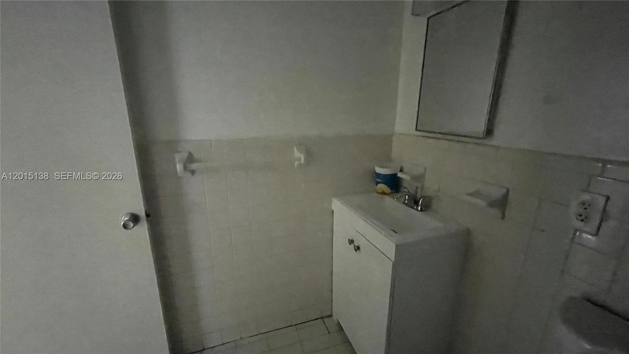 For Sale: $799,999 (0 beds, 0 baths, 2399 Square Feet)