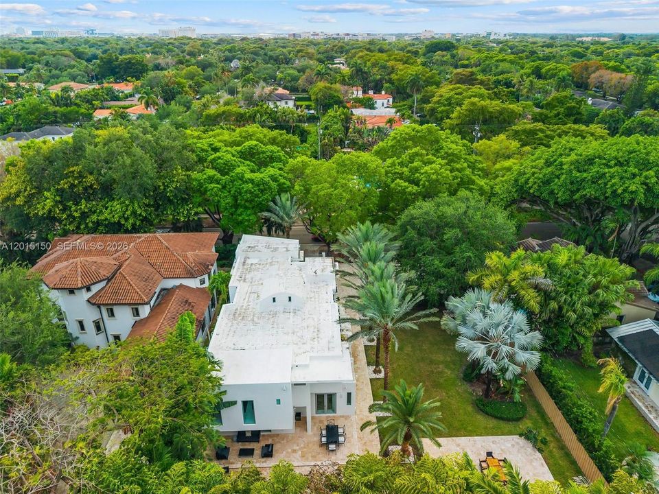 En Renta: $38,500 (4 camas, 4 baños, 4898 Pies cuadrados)