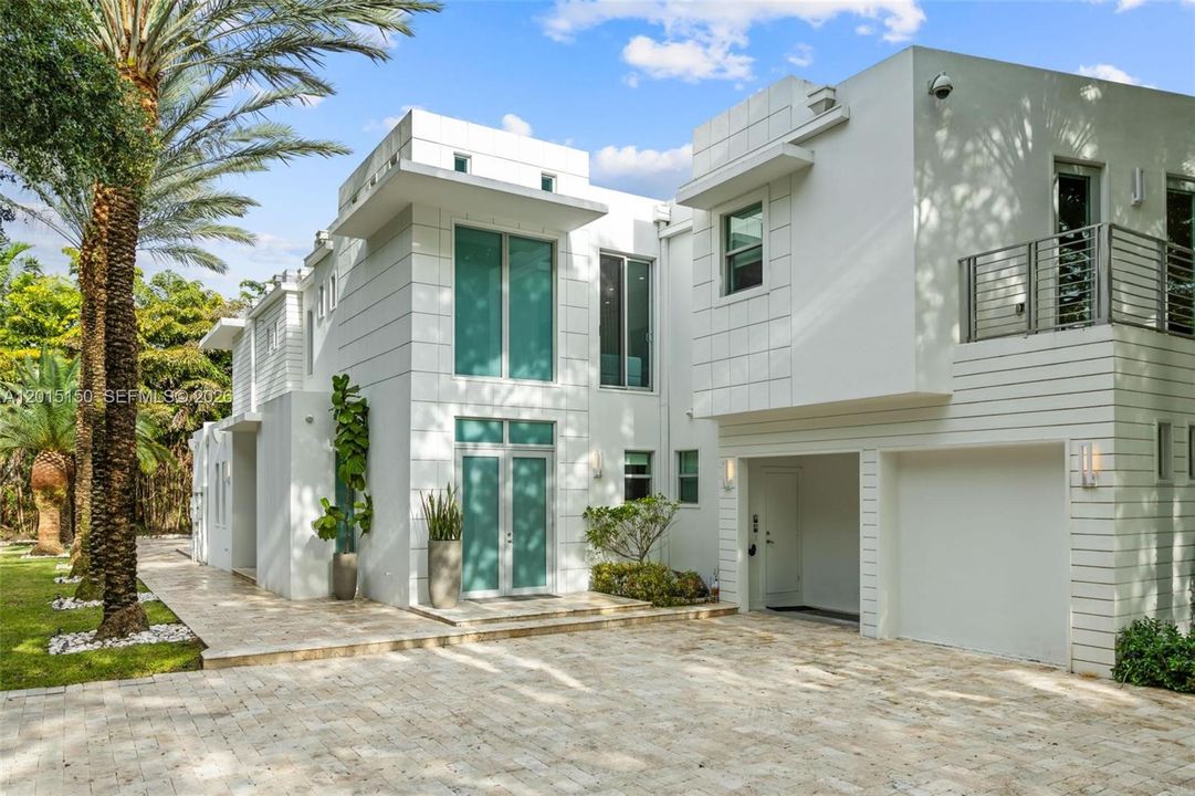 En Renta: $38,500 (4 camas, 4 baños, 4898 Pies cuadrados)