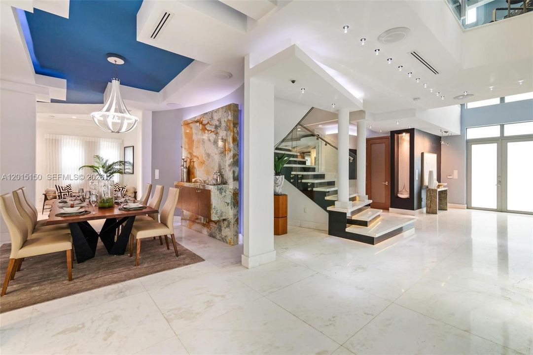 En Renta: $38,500 (4 camas, 4 baños, 4898 Pies cuadrados)