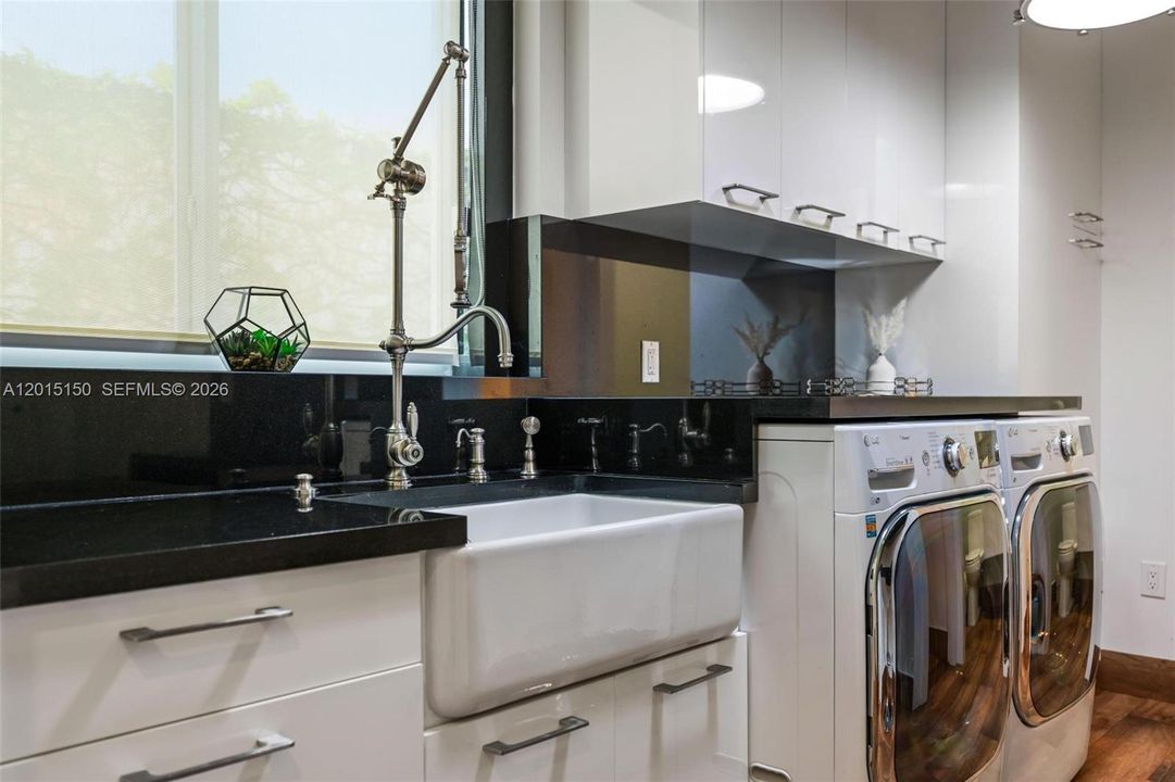 En Renta: $38,500 (4 camas, 4 baños, 4898 Pies cuadrados)