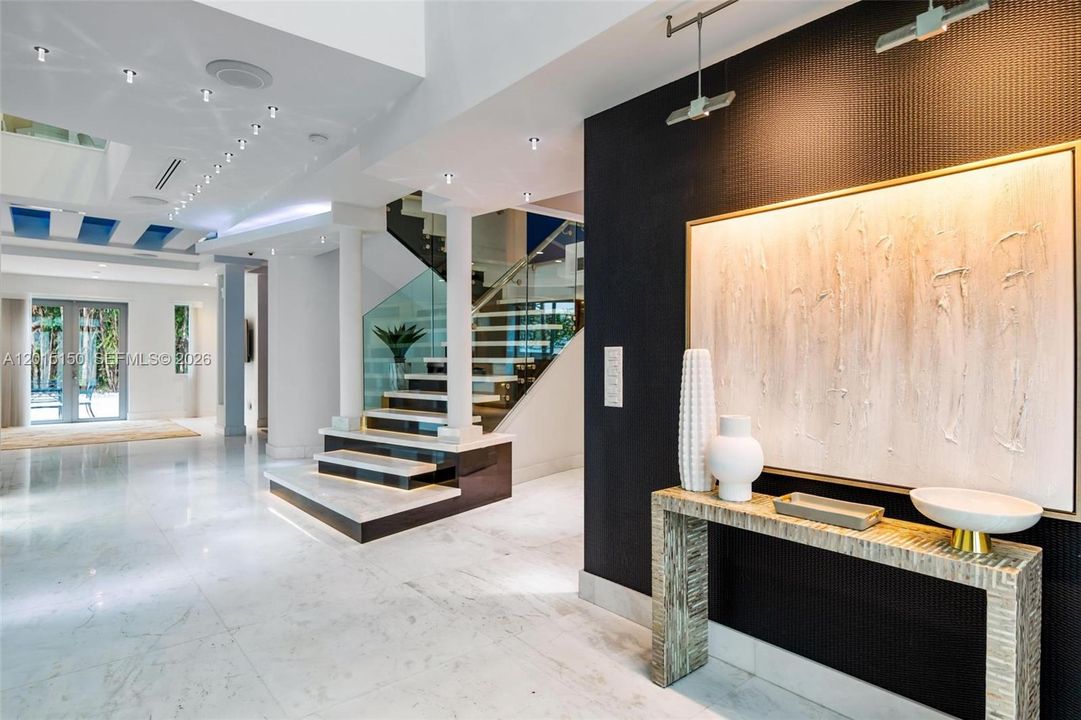 En Renta: $38,500 (4 camas, 4 baños, 4898 Pies cuadrados)
