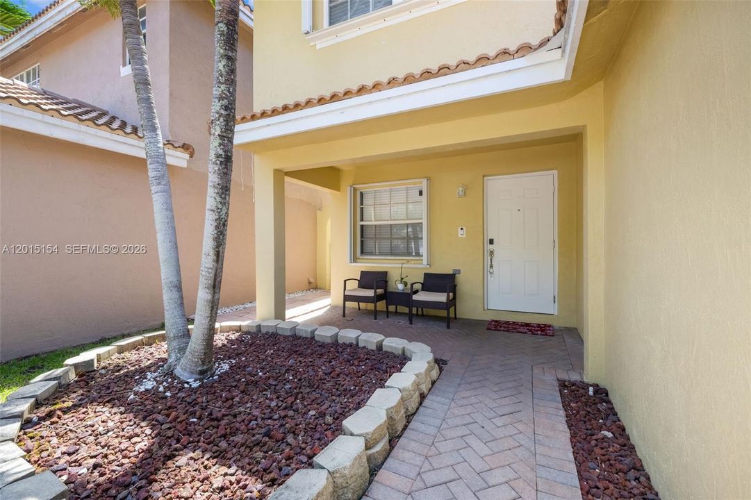 En Venta: $519,999 (3 camas, 2 baños, 1614 Pies cuadrados)