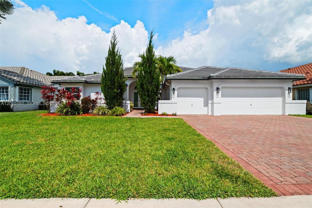 For Sale: $1,275,000 (4 beds, 3 baths, 2489 Square Feet)