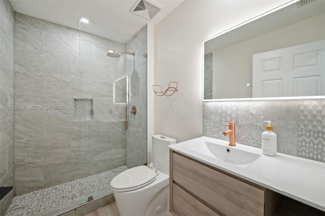 For Sale: $1,275,000 (4 beds, 3 baths, 2489 Square Feet)
