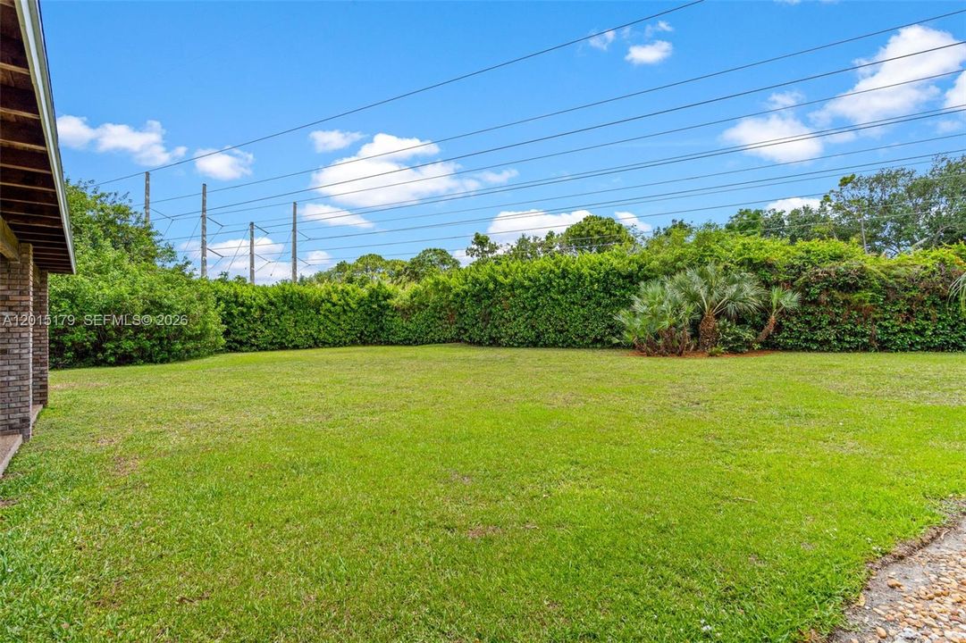 На продажу: $1,299,000 (4 спален, 2 ванн, 2383 Квадратных фут)