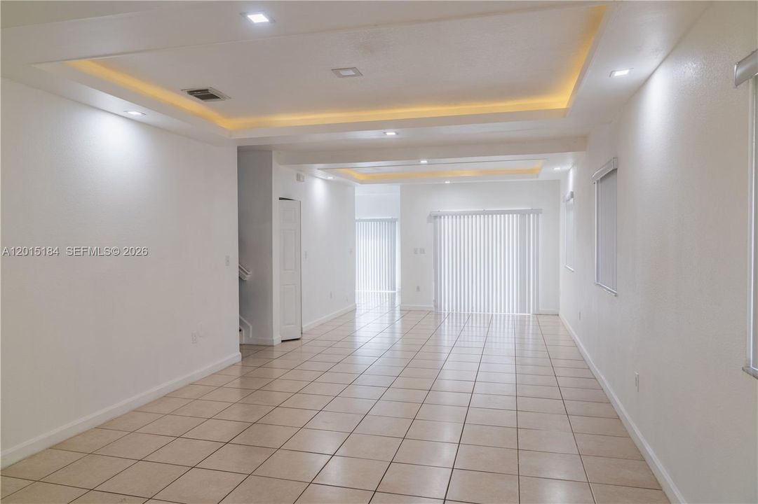 Active With Contract: $3,300 (5 beds, 3 baths, 2170 Square Feet)