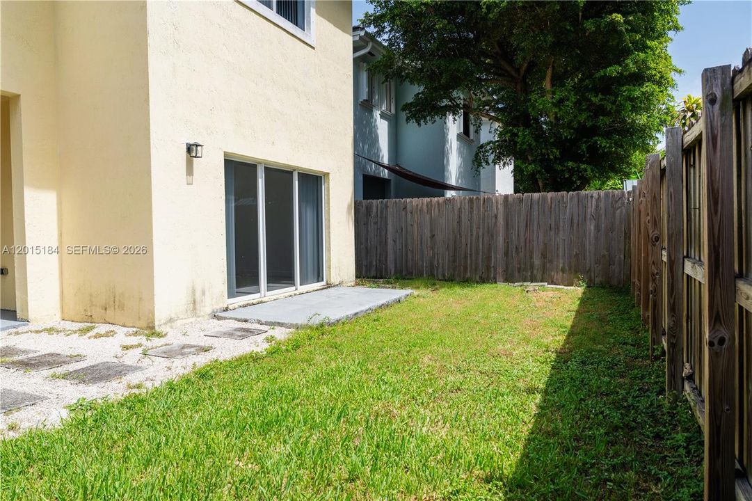 Active With Contract: $3,300 (5 beds, 3 baths, 2170 Square Feet)