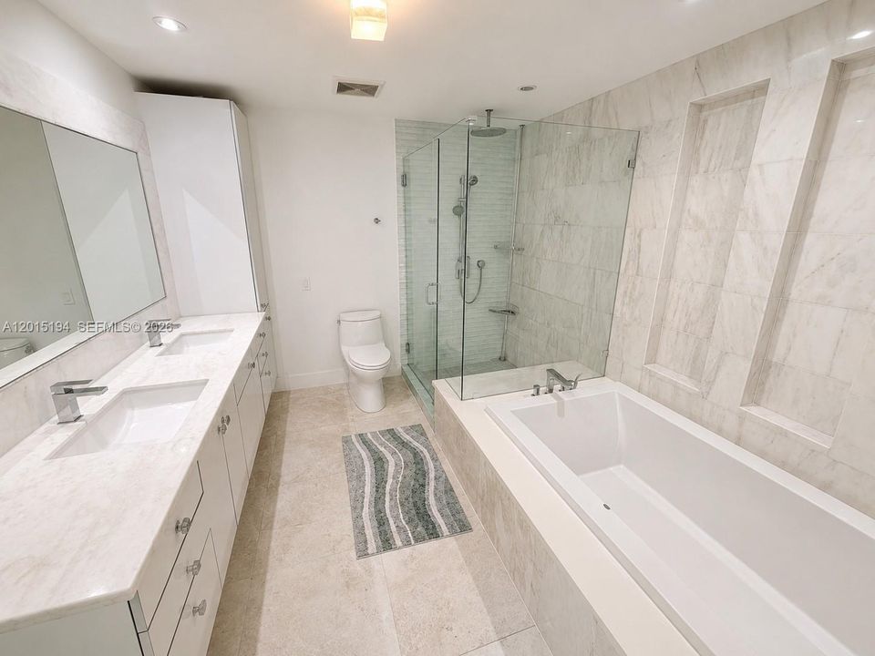 В аренду: $17,900 (3 спален, 3 ванн, 2388 Квадратных фут)