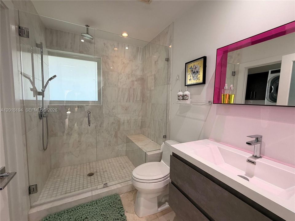 В аренду: $17,900 (3 спален, 3 ванн, 2388 Квадратных фут)