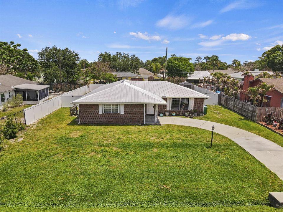 1609 SE Clearmont St.