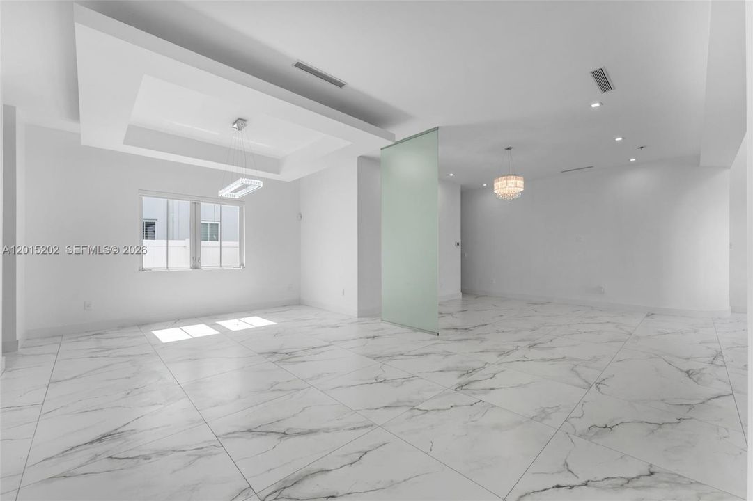 For Sale: $1,899,000 (4 beds, 4 baths, 3753 Square Feet)