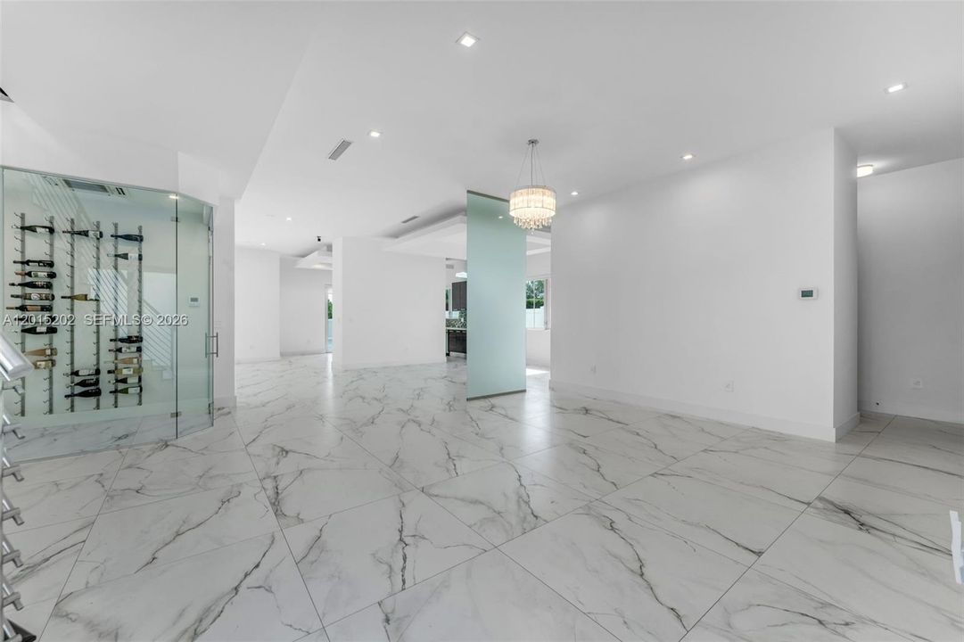 For Sale: $1,899,000 (4 beds, 4 baths, 3753 Square Feet)