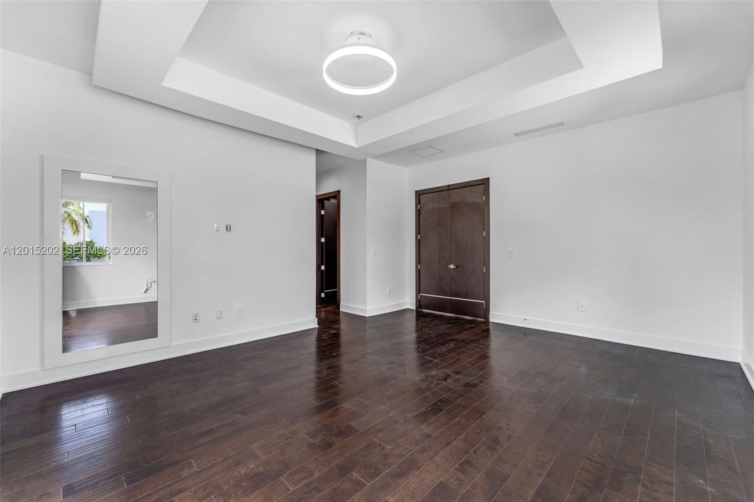 For Sale: $1,899,000 (4 beds, 4 baths, 3753 Square Feet)