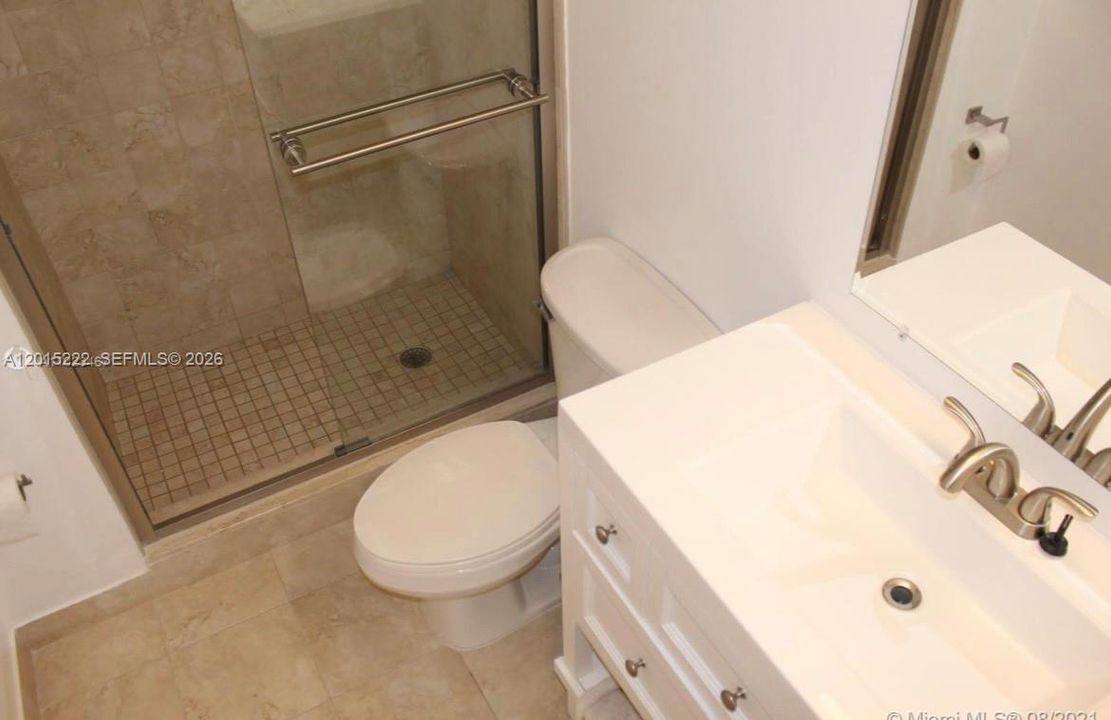 For Sale: $365,000 (2 beds, 2 baths, 1207 Square Feet)