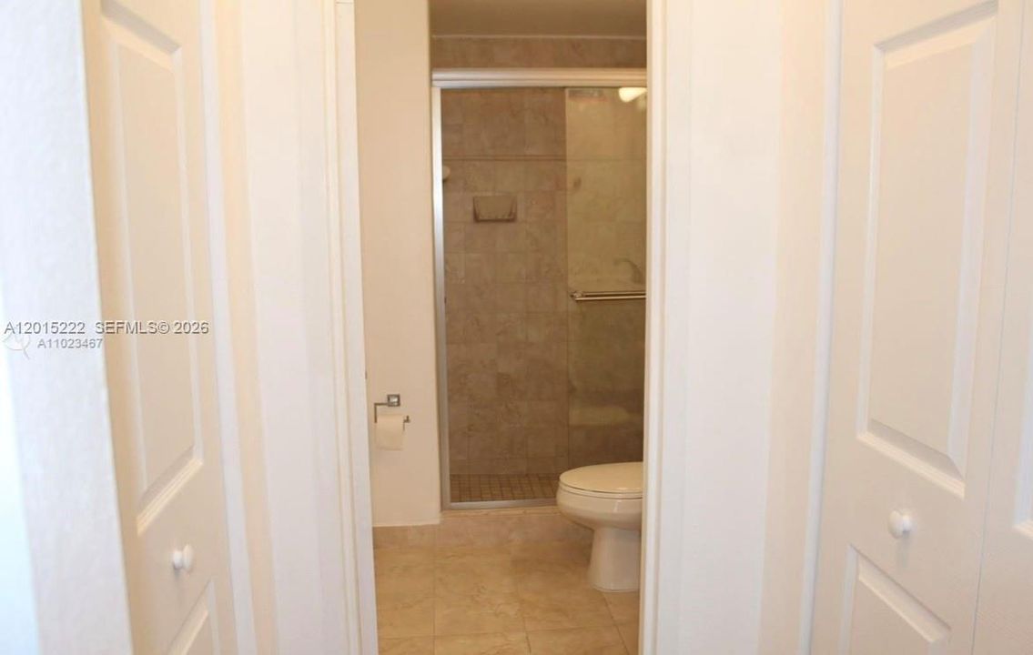 For Sale: $365,000 (2 beds, 2 baths, 1207 Square Feet)