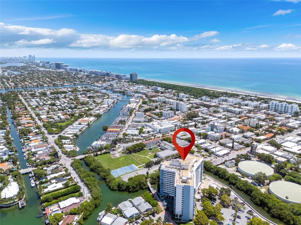 En Venta: $364,000 (2 camas, 2 baños, 1207 Pies cuadrados)