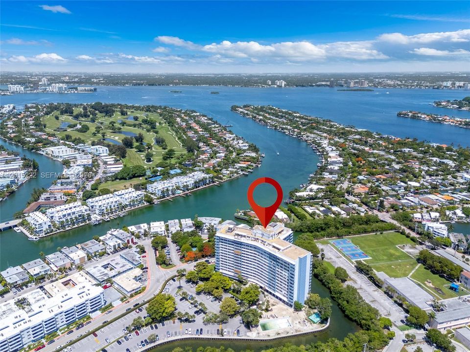 En Venta: $364,000 (2 camas, 2 baños, 1207 Pies cuadrados)