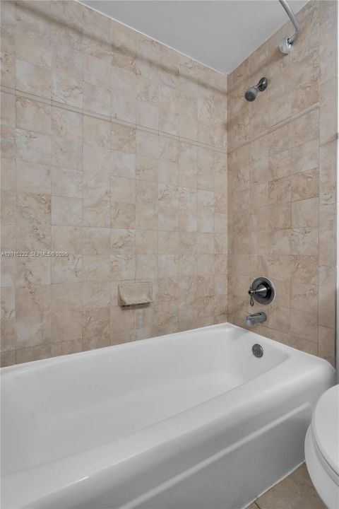 En Venta: $364,000 (2 camas, 2 baños, 1207 Pies cuadrados)