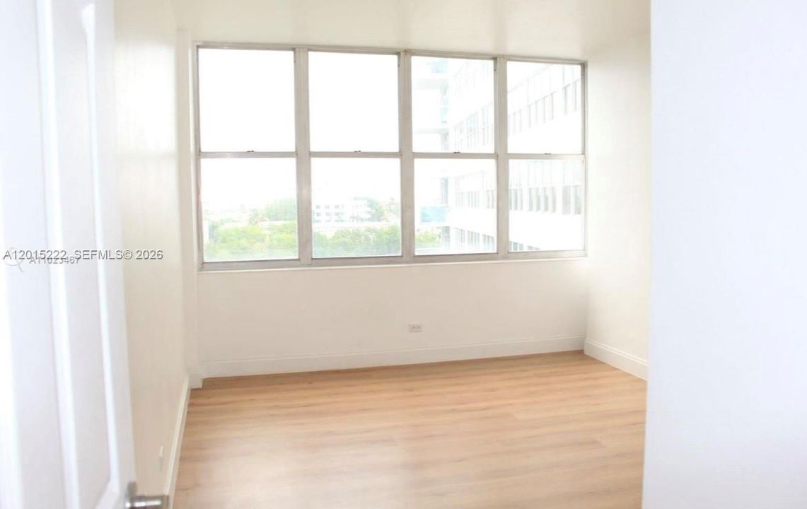 For Sale: $365,000 (2 beds, 2 baths, 1207 Square Feet)