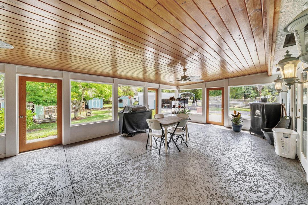14 Covered Patio (1)