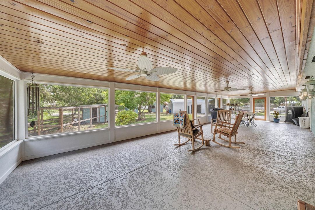 10 Covered Patio (1)