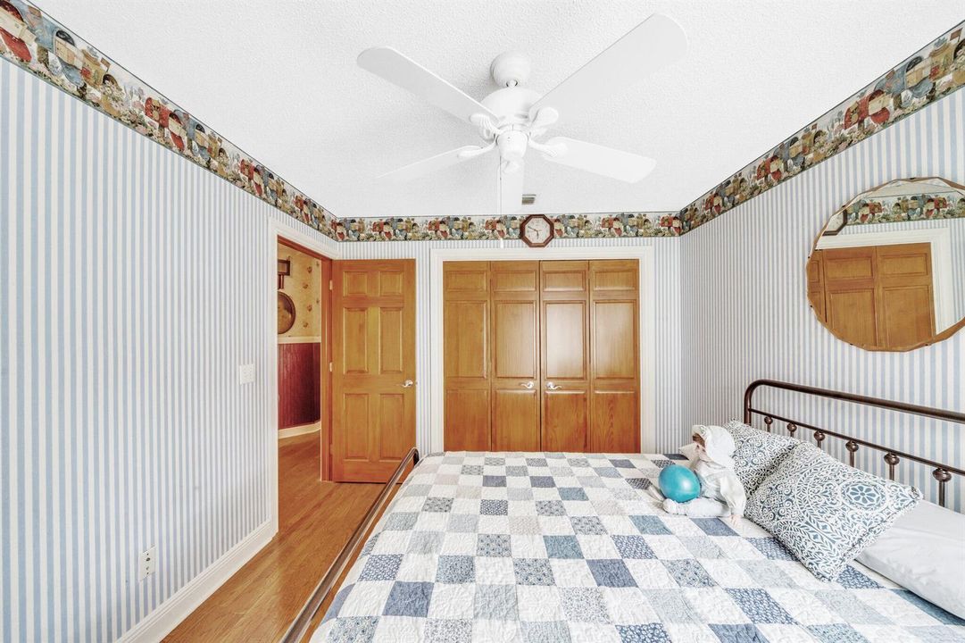 20 Guest Bedroom B (2)