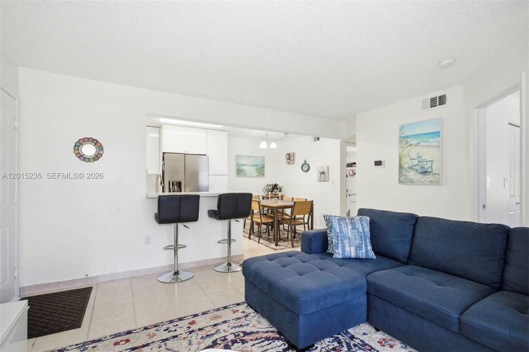 En Venta: $204,500 (1 camas, 1 baños, 739 Pies cuadrados)