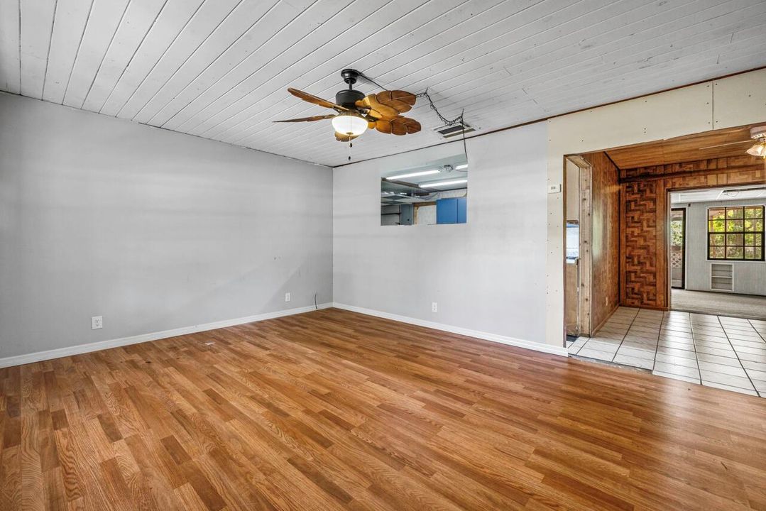 536 SE 16th Ave-005