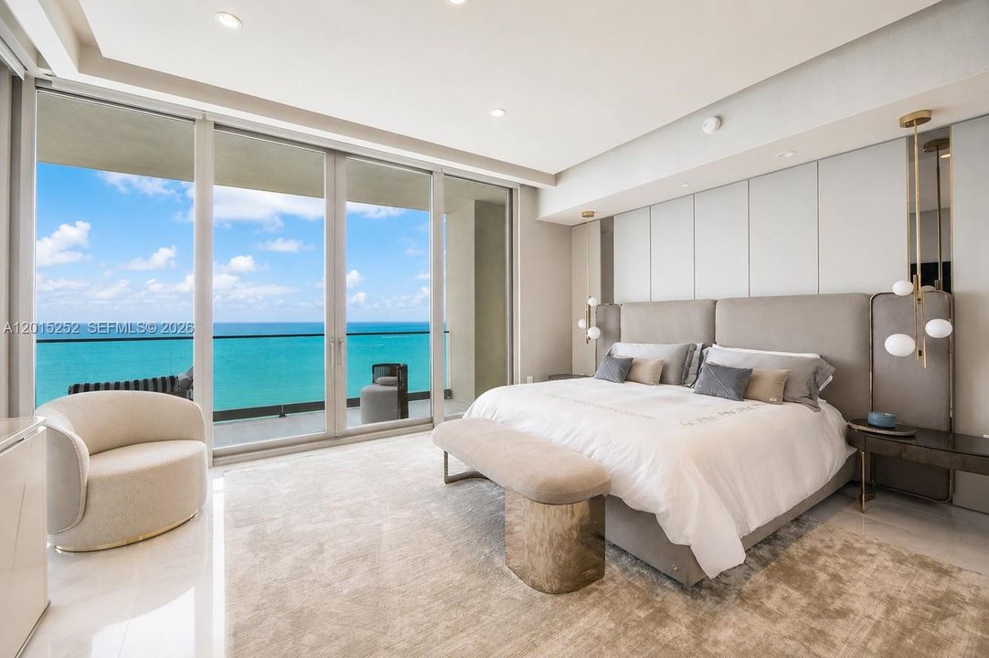 For Sale: $8,795,000 (4 beds, 5 baths, 2987 Square Feet)
