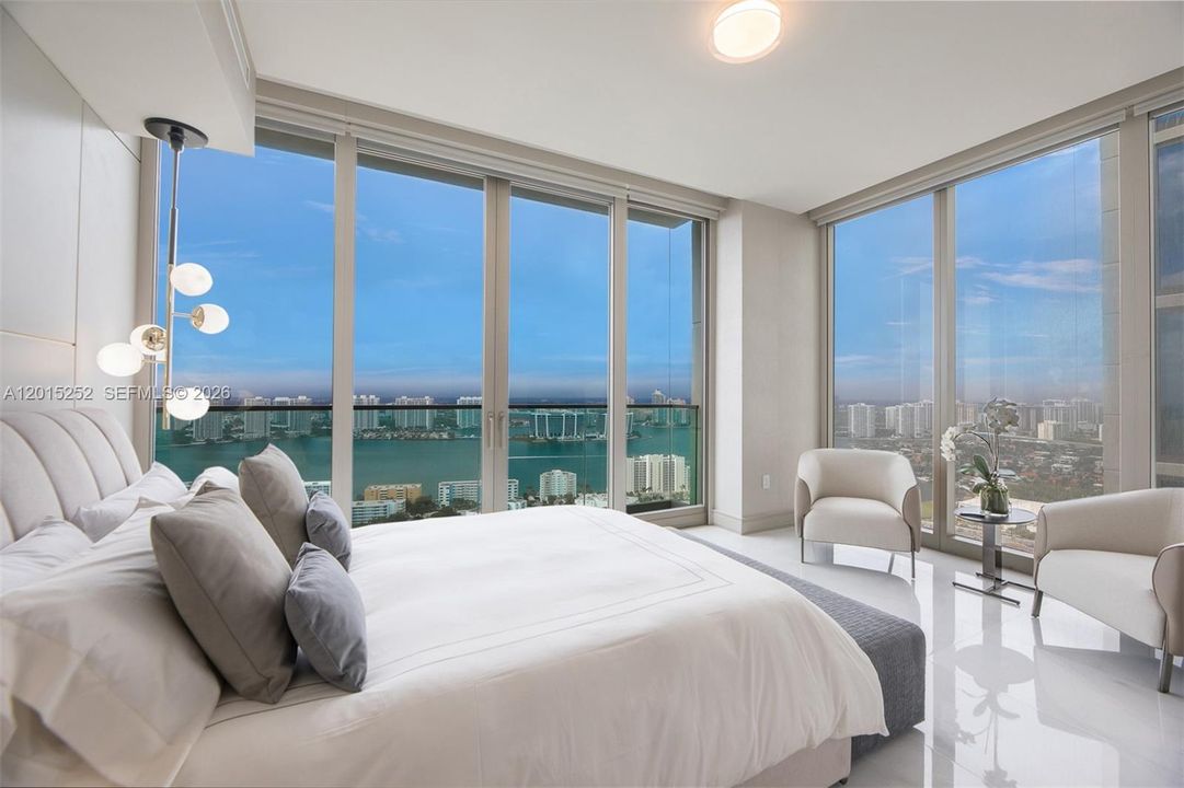 For Sale: $8,795,000 (4 beds, 5 baths, 2987 Square Feet)