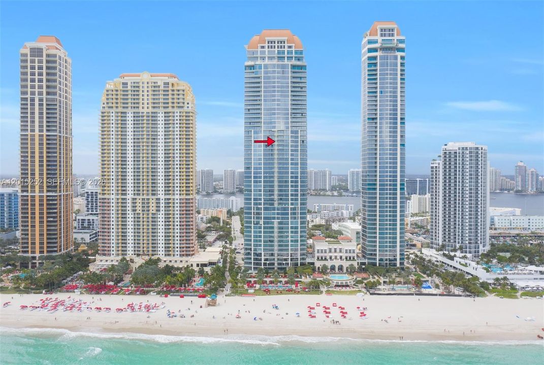 For Sale: $8,795,000 (4 beds, 5 baths, 2987 Square Feet)