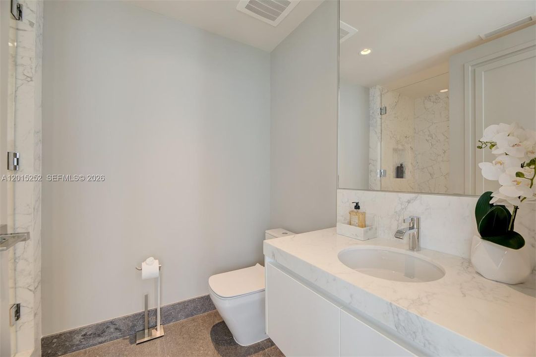 For Sale: $8,795,000 (4 beds, 5 baths, 2987 Square Feet)