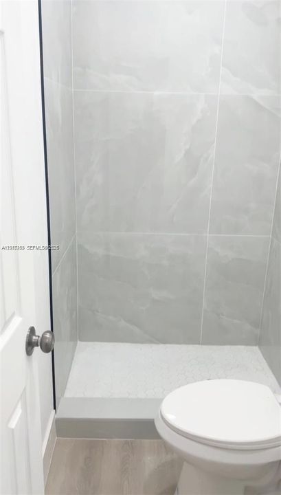 В аренду: $1,100 (1 спален, 1 ванн, 300 Квадратных фут)