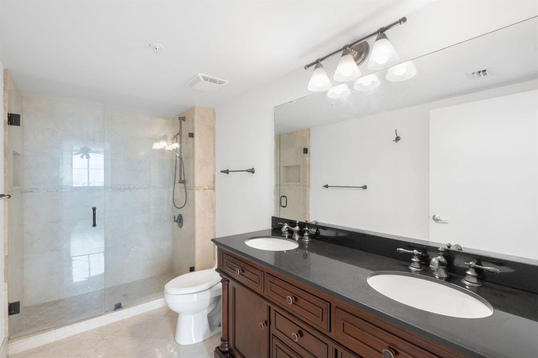 21-web-or-mls-3020 NE 32nd Ave-60