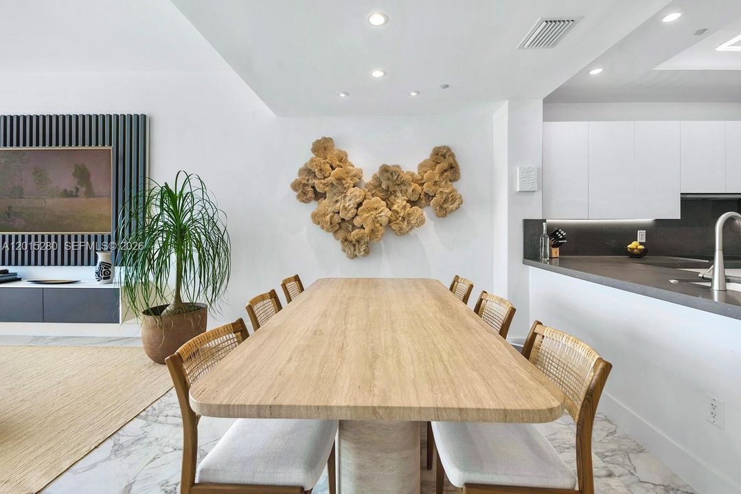 For Sale: $4,500,000 (1 beds, 1 baths, 1365 Square Feet)