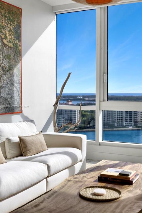 For Sale: $4,500,000 (1 beds, 1 baths, 1365 Square Feet)