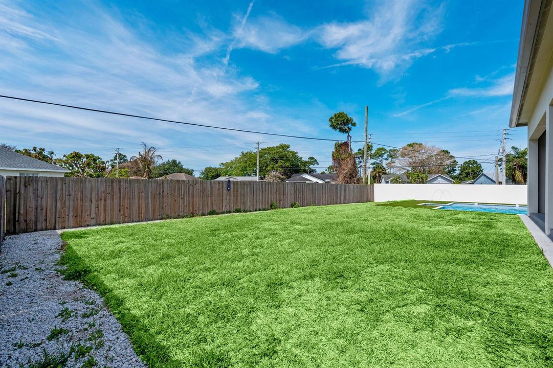 54-web-or-mls-A7404849