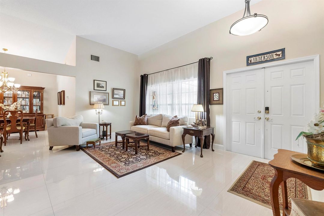 9730 Nw 51st St_042