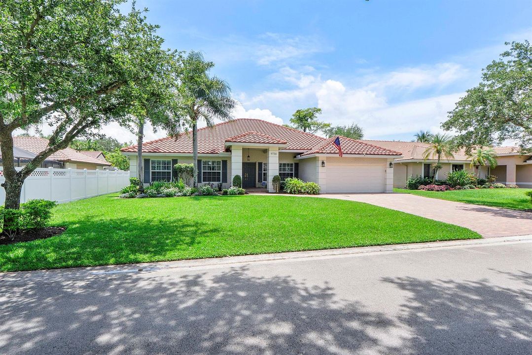 9730 Nw 51st St_014