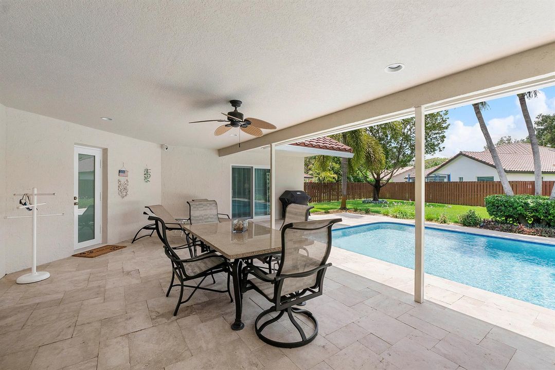 9730 Nw 51st St_023