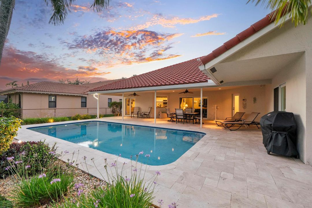 9730 Nw 51st St twilight_011