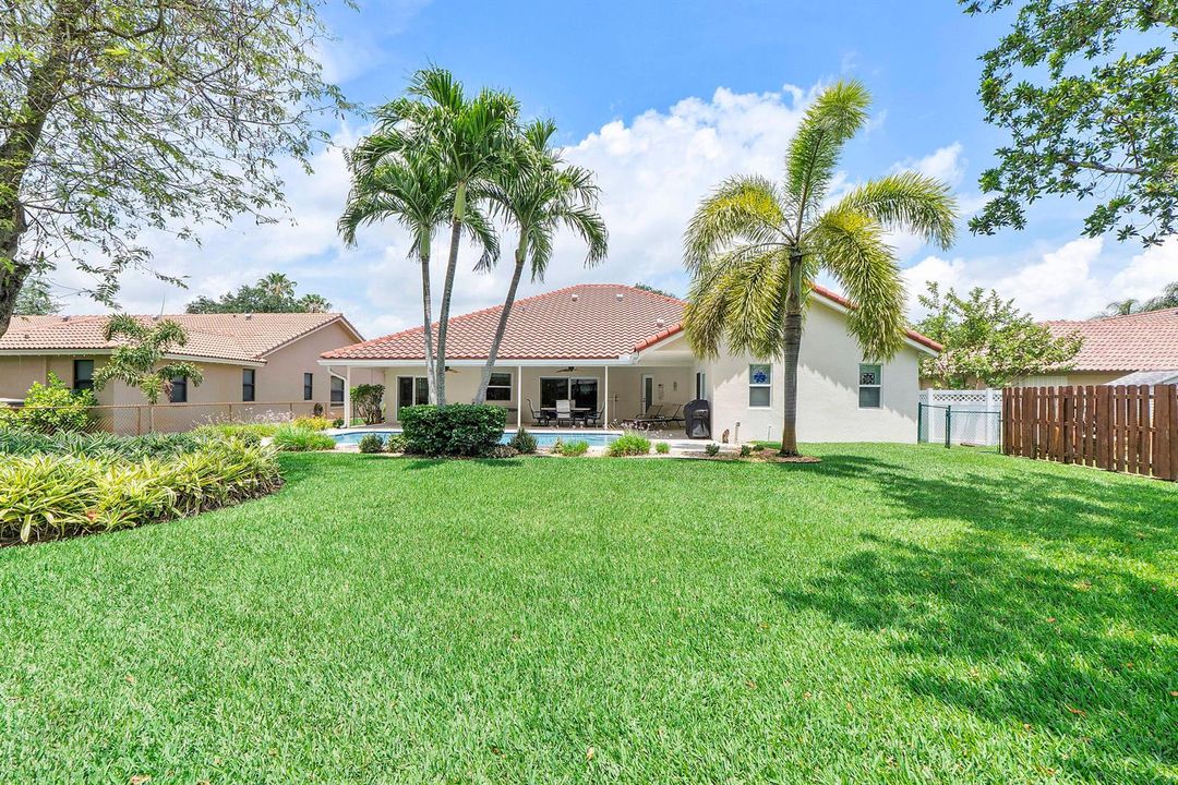 9730 Nw 51st St_030