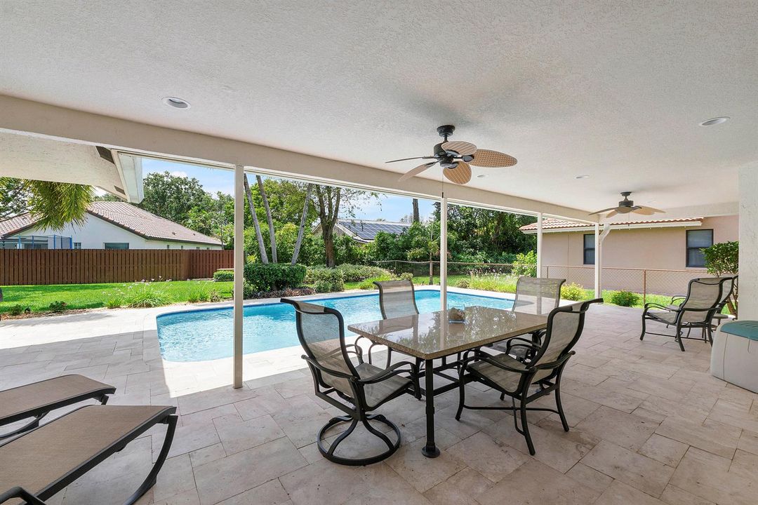 9730 Nw 51st St_024