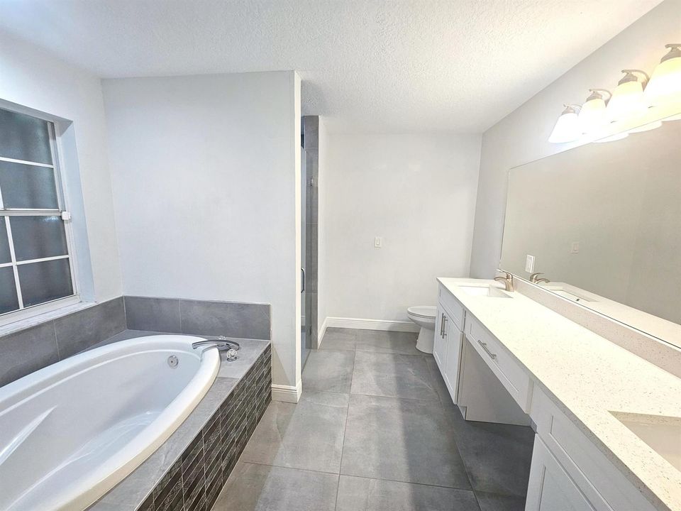 MAster Bath (1)
